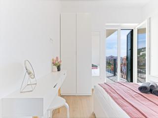 Luxury Deluxe with 2 room apartment - Sevid - 3