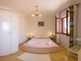 Apartments Jukica - Two Bedroom Apartment With Sea View - Vis - 4