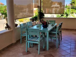 Apartments Dea & Paula - Classic Two Bedroom Apartment with Terrace - Vodice - 3