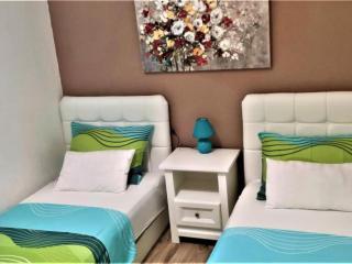 Apartments Dea & Paula - Standard Two Bedroom Apartment with Terrace - Vodice - 4