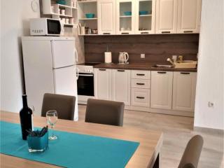 Apartments Dea & Paula - Standard Two Bedroom Apartment with Terrace - Vodice - 6