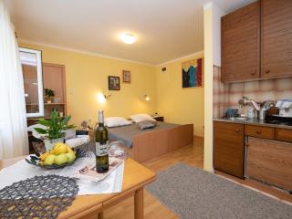 Elegant Opatija Apartments with Terrace - Studio Apartment with Terrace - Opatija - 5