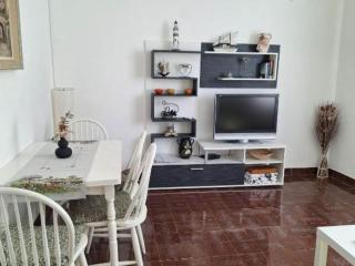 Elgasi Charming & Cozy Apartment - 9