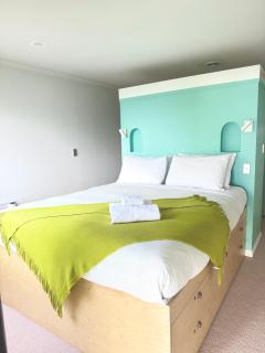 Lake Edge Retreat, Tarawera - 7