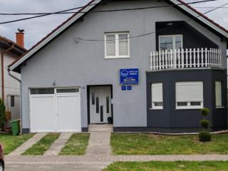 Apartmani Tea i Toni - Apartment Tea - Gradište - 1