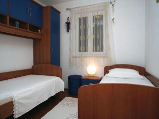 Apartment MARIJANA - Two bedroom Apartment with Terrace - Supetar - 4