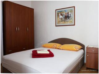 Apartments Juras - Two Bedroom Apartment with Terrace and sea view Antonio - Rogoznica (Rogosnizza) - 3