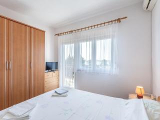 Charming Trogir Apartments with Balcony - One Bedroom Apartment - 6