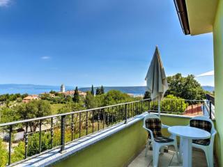 Wonderful Brsec Apartments with Sea View and Shared Pool - Comfort One Bedroom Apartment - Brseč - 5