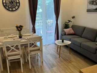 Apartment & Rooms Papa - Two Bedroom Apartment with Balcony and Partial Sea View - Mlini - 3