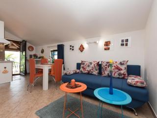 Stylish Lovran Sea View Apartments - One Bedroom Apartment with Terrace and Sea View - Lovran - 4