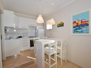 Seaside Charm Apartment in Rovinj - Rovinj - 2