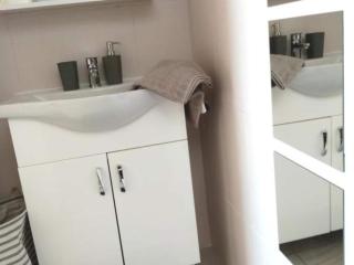 Apartments Silva - One Bedroom Apartment with Balcony and Sea View - Slatine - 6