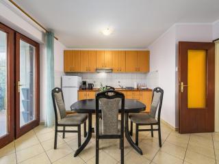 Charming Lovran Apartments with Wonderful Sea View - Two Bedroom Apartment - Lovran - 6
