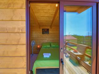 Picturesque Escape Holiday Home with Pool and Sauna - Four Bedroom Holiday Home with Sauna and Pool - Kastel Novi - 2