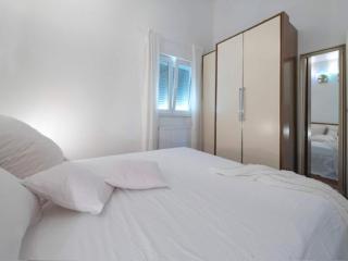Three Bedroom Villa With Private Pool - Ugljane - 2