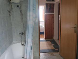 Cozy Lovran Apartment with Balcony - Two Bedroom Apartment with Sea View and Balcony - Lovran - 6