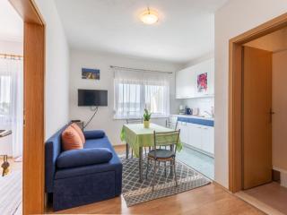 Charming Trogir Apartments with Balcony - Comfort One Bedroom Apartment - Trogir - 0