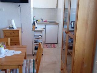 Apartments Julia - Studio Apartment Julia 5 - 7