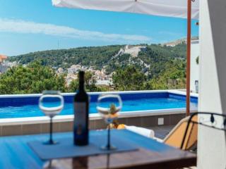Apartments Trogrli - Comfort One-Bedroom Apartment with Balcony and Sea View - Hvar - 4