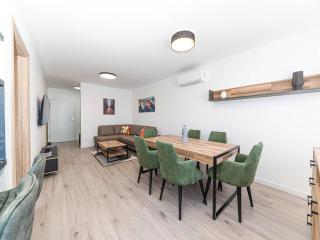 Two Bedroom Apartment with Sea View and Balcony - Kaštela - 6