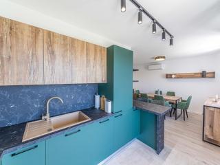 Two Bedroom Apartment with Sea View and Balcony - Kaštela - 4