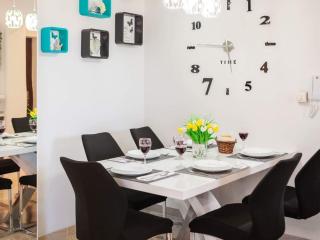 Premium Two-Bedroom Apartment - Supetar - 8