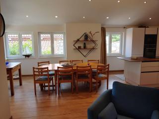 Seaside Apartment olta-Three Bedroom Apartment with Terrace - Stomorska - 9