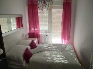Holiday Home Dugo Selo M&A - Five Bedroom Holiday Home with Terrace - Zagreb - 3