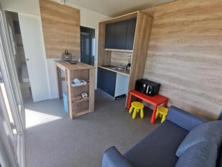 Standard Two Bedroom Mobile Home with Sea View and Terrace - Pirovac - 6
