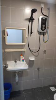 De'QE Homestay - Kampong Jelatang - 8