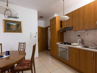 Apartmani Bridi Okrug Donji - Two Bedroom Apartment 1 - Okrug Donji - 4