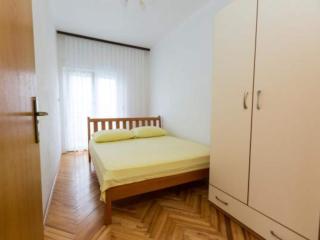 Apartmani Bridi Okrug Donji - Two Bedroom Apartment 1 - Okrug Donji - 2