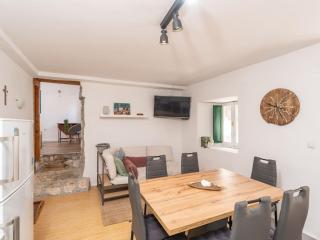 One Bedroom Ranch House - Dubrovnik - 1