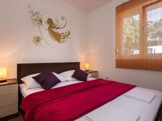 Elegant Hideaway Apartment with Pool - Two Bedroom Apartment with Pool - Trogir (Traù) - 8