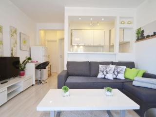 Peaceful and Elegant Rovinj Apartment - One Bedroom Apartment with Balcony - Rovinj - 9