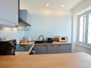 Sunny Rovinj Apartment with Sea View - One Bedroom Apartment with Sea View - 4
