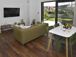 Luxury Slatine Apartments with Terrace and Garden - Two Bedroom Apartment with Terrace - Slatine - 5