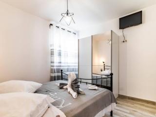Holiday Home Sunny Side Six Bedroom Holiday Home - Kaštela - 3