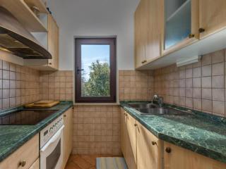 Apartment Villa Mirna - Three Bedroom Apartment with Balcony and Sea View - Njivice - 7