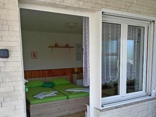 Apartments Julia - Studio Apartment Julia 6 - Martinšćica - 3