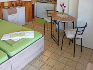 Apartments Julia - Studio Apartment Julia 6 - Martinšćica - 8