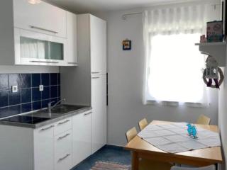 Apartments Lara Rab - One Bedroom Apartment with Balcony - Rab - 3