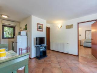 Apartment with balcony and 1 room - Njivice - 8