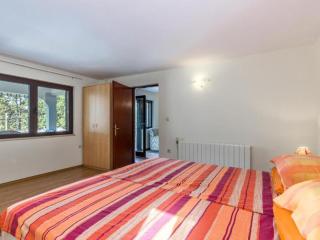 Apartment with balcony and 1 room - Njivice - 5