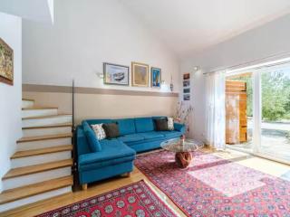 Holiday home House of the Sun - Three Bedroom Holiday Home with Pool - 6