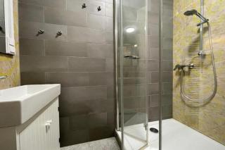 Modern & Charming - Free Private Parking - One Bedroom Apartment - Zagreb - 1