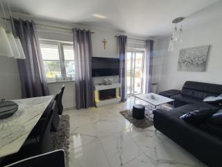 Two Bedroom Apartment with Terrace - Kaštela - 8