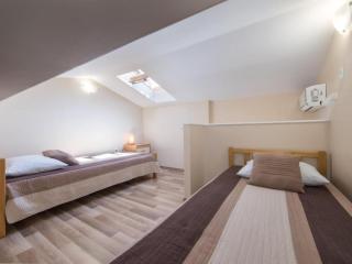 Apartments Nmn - Studio Apartment with Balcony 2 - 6