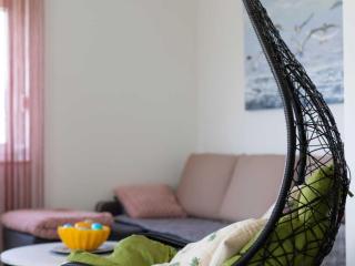 Trendy and Chic Apartment with Terrace and Private Garden - One Bedroom Apartment - Kaštela - 8